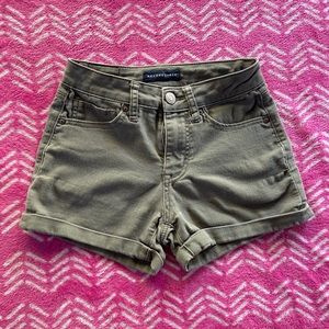 Aeropostale High Waisted midi shorts size 00
